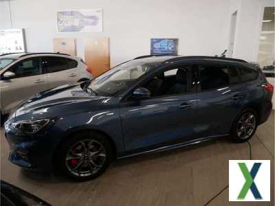 Photo Ford Focus ST-Line X 1.0i EcoBoost 125ch mHEV M6 - Clipper