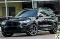 Photo bmw x7 40i 340PS M-SPORTPAKET SKYLOUNGE B\u0026#038;W FOND ENT