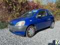 Photo toyota yaris 1.0i vvt-i 16v linea terra - prix marchand -