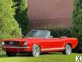 Photo ford mustang 1965 Ford Sharp Pony Convertible -Head Turner!