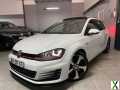 Photo volkswagen golf GTI