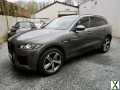 Photo jaguar f-pace 2.0 T AWD R-Sport 300 tvac // btw in