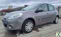 Photo renault clio III 1.2 i 75 CV