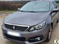 Photo peugeot 308 SW PureTech 130ch S