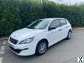 Photo peugeot 308 1.6 blue HDI 100 cv 2 places (société)