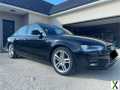 Photo audi a4 2.0 TDI 143 DPF s line