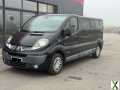 Photo renault trafic 2.5 DCI 150 8 PLACES BLACK EDITION