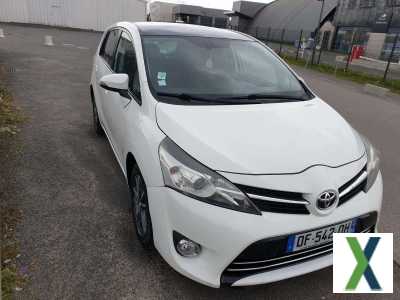 Photo toyota verso 112 D-4D 5pl FAP SkyView