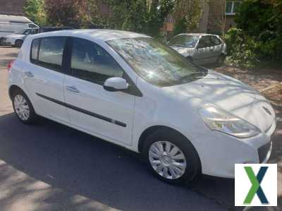 Photo renault clio III dCi 85 98g eco2 Business