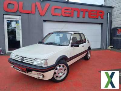 Photo peugeot 205 1.9i GTi