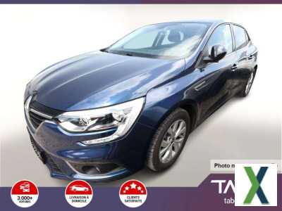 Photo renault megane IV TCe 140 Limited DeLuxe GPS