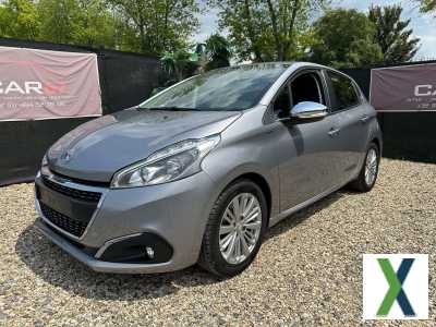 Photo peugeot 208 1.5 BlueHDi Signature 1e PROP - NAVI - 82000km