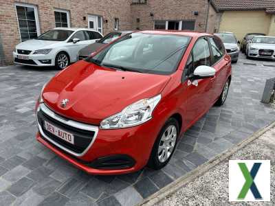 Photo peugeot 208 1.2i*208like*GARANTIE 12M*CLiM*etc*tres bonne etat