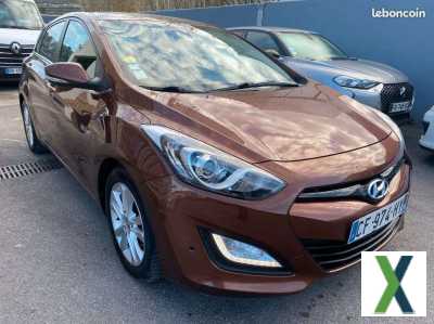 Photo hyundai i30 II 1.6 CRDI 110 Pack Sensation Blue Drive