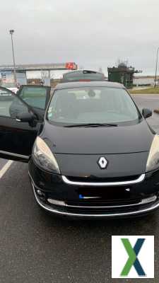 Photo renault grand scenic Scénic III dCi 130 FAP eco2 Bose Energy 7 pl