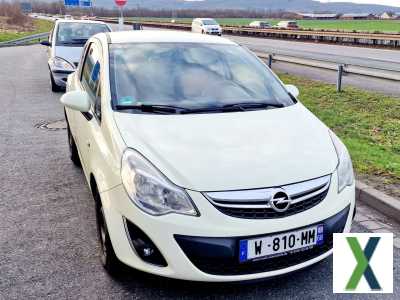 Photo opel corsa 1.2 - 85 ch Twinport 150ème Anniversaire