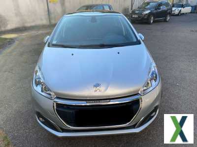 Photo peugeot 208 1.6 BlueHDi 100ch BVM5 Style