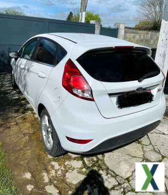 Photo ford fiesta 1.6 TDCi 95 ECOnetic FAP S\u0026S Titanium