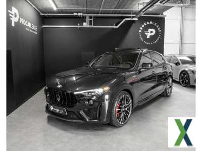 Photo maserati levante 3.8 TROFEO/ FULL OPTION/ BELUFT/CARBON/SCHIEBEDACH