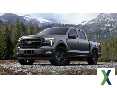 Photo ford f 150 Supercrew Lariat Black Package