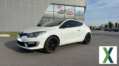 Photo renault megane Mégane III Coupé dCi 165 GT