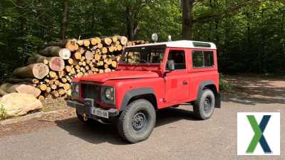 Photo land rover defender 90 SW 300 TDI