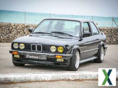 Photo bmw 323 323i E30 coupé