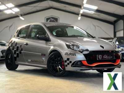 Photo renault clio 3 RS CUP 2.0 16V 203 / HISTORIQUE / ECHAP SPORT GE