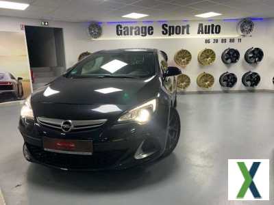 Photo opel astra OPC 2.0 Turbo 280 ch Start/Stop