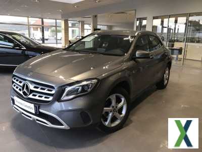 Photo mercedes-benz gla 180 180 d Sensation 7G-DCT