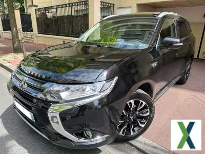 Photo mitsubishi outlander 9999 ht 2.0 HYBRIDE RECHARGEABLE 200CH INSTYLE