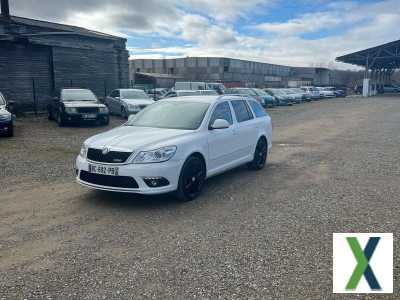 Photo skoda octavia Combi 2.0 TDI DPF RS