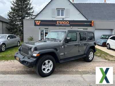 Photo jeep wrangler UNLIMITED SPORT 2.0 272 ch  1ère Main