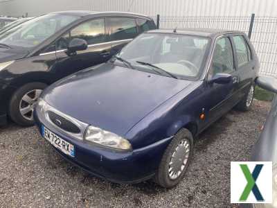 Photo ford fiesta 1.6i Ghia Newport Air Bag