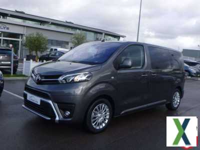 Photo toyota proace Medium Executive 180 D-4D BVA8