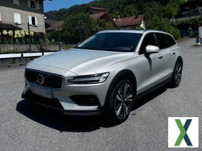 Photo volvo v60 cross country B5