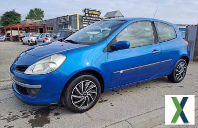 Photo renault clio III 1.4 i 98 cv