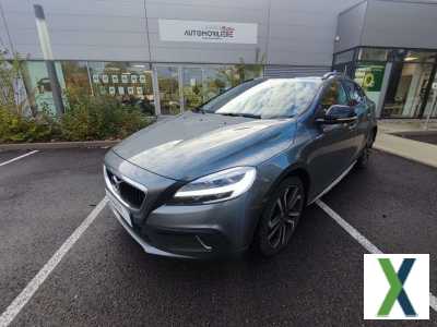 Photo volvo v40 cross country 2.0D D3 16v Turbo 150cv (Régulateur, Toit Pano, C