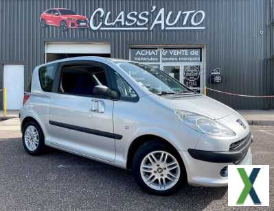 Photo peugeot 1007 SPORTY 1.4 hdi 70 CV PACK CD CLIM BVM-5 TBE