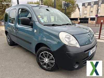 Photo renault kangoo 5 places 1.5l DCI garantie 6 mois