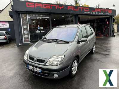 Photo renault scenic 1.6 16V 110CH RXE CLIM