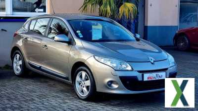 Photo renault megane III 1.6 i 110 Cv GARANTIE 12 MOIS